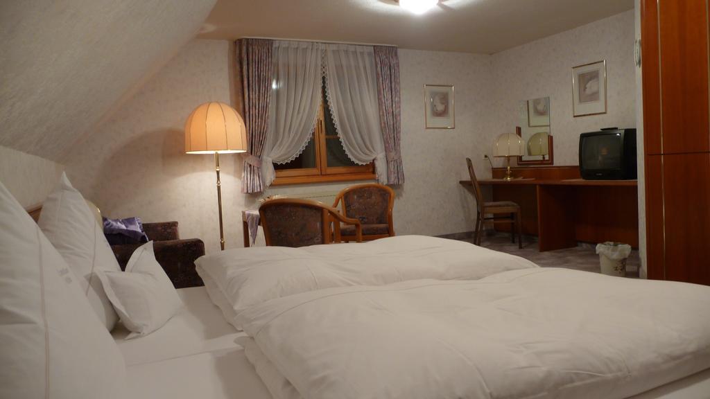 Hotel Restaurant Landhaus Koehle Neukirch  Zewnętrze zdjęcie