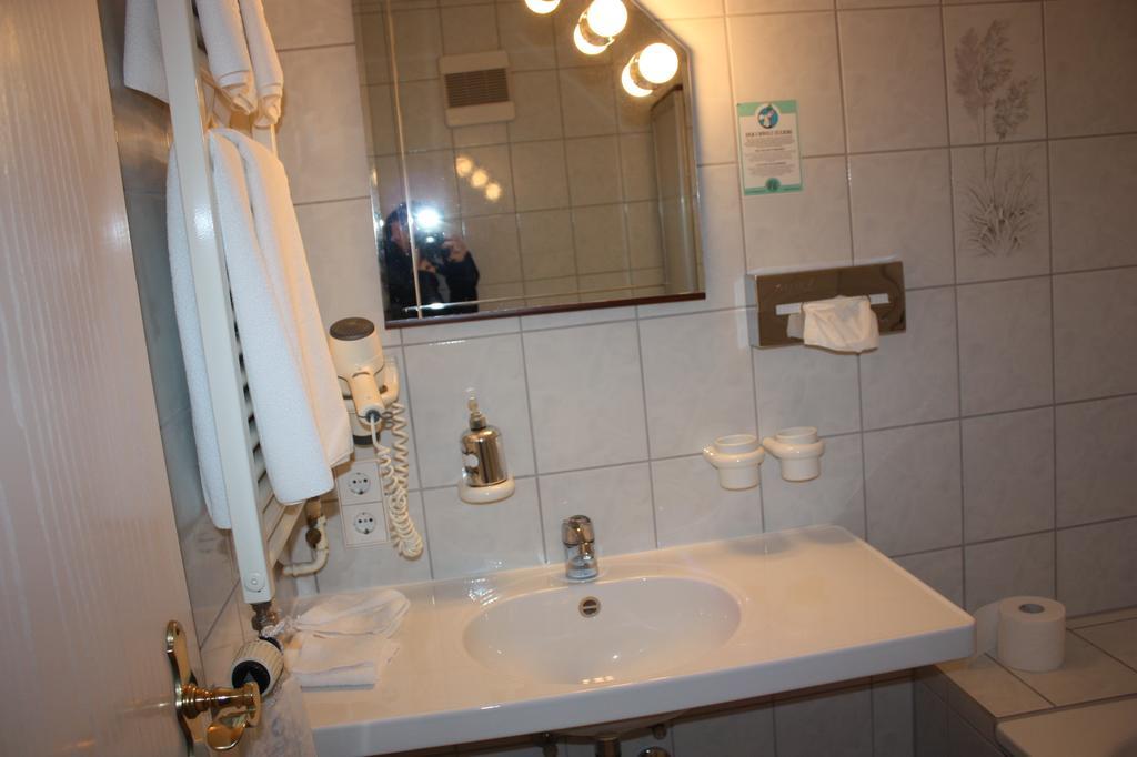 Hotel Restaurant Landhaus Koehle Neukirch  Zewnętrze zdjęcie